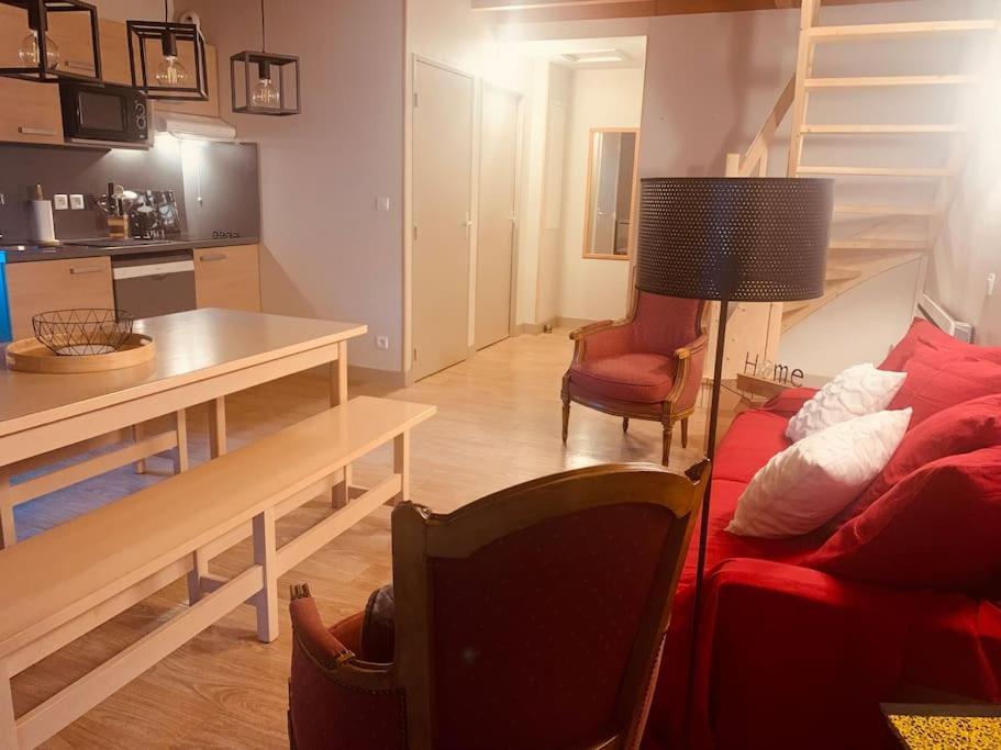 Appartement Chaleureux Chez Nadege Et Raphael Арро Экстерьер фото